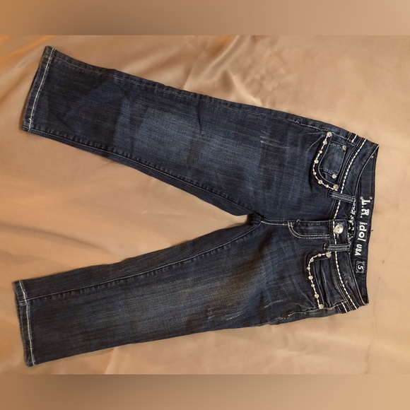 LA Idol Blinded out capris diamonds tons!! - Picture 3 of 5